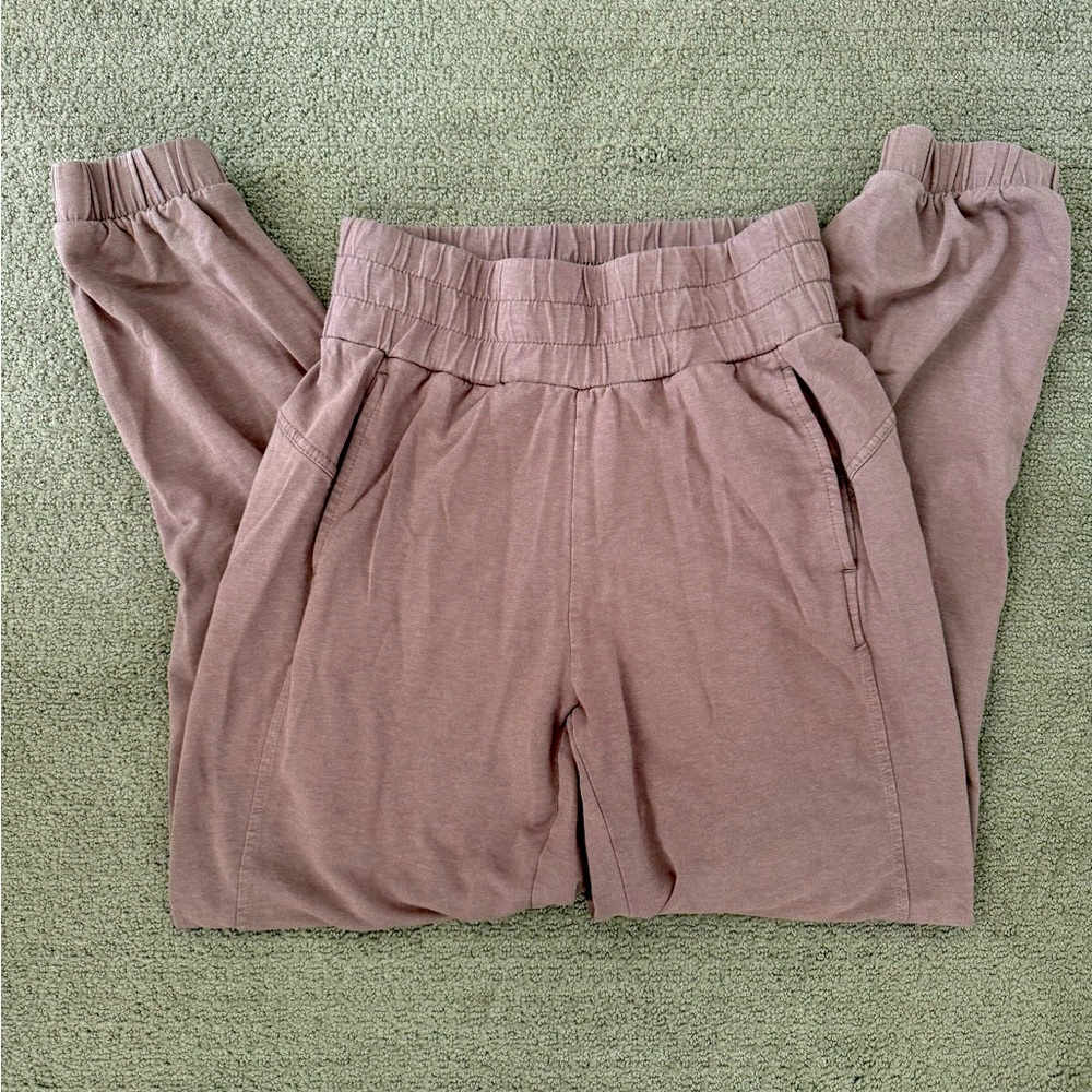Joy Lab women’s cotton joggers in lavender (size XS)